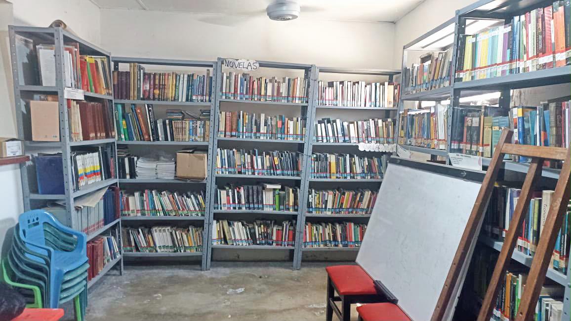 MagdalenaGober's tweet photo. Gobernación del Magdalena y Biblioteca Nacional acompañan el traslado de la Biblioteca Pública a su nueva sede.

La Gobernación del Magdalena, a través de la Oficina de Cultura, en articulación con la Biblioteca Nacional de Colombia, acompaña el proceso de traslado y adecuación… https://t.co/Ayg56jePFp