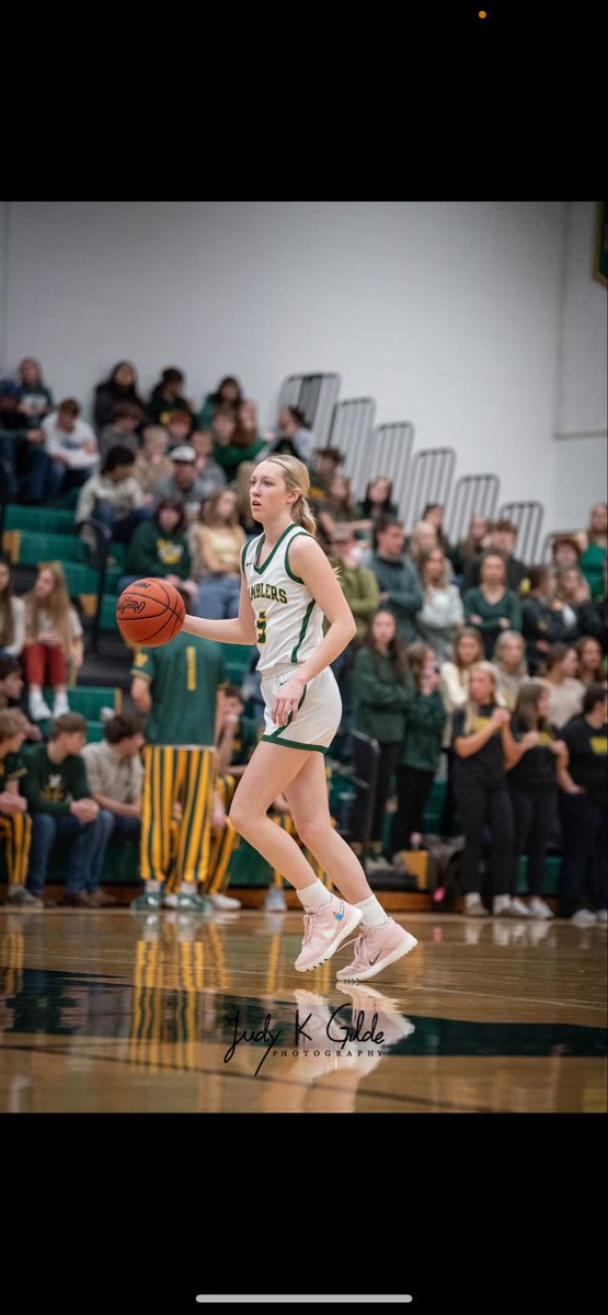 MidMichWbb's tweet photo. Introducing Peyton Grant from Mcbain high school!

3 level scorer that has the ability to impact the game at a high level with the basketball in her hands or off the ball without it. 

Peyton accumulated over 70 wins, was a D3 2nd team all state player, 3x all conf. &amp; all area! https://t.co/eSprz1I6hj