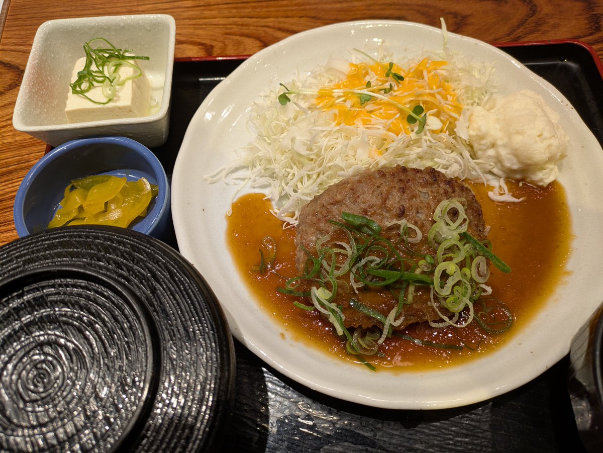 dogabu01's tweet photo. ハンバーグ！ https://t.co/SYL7oWDDBZ