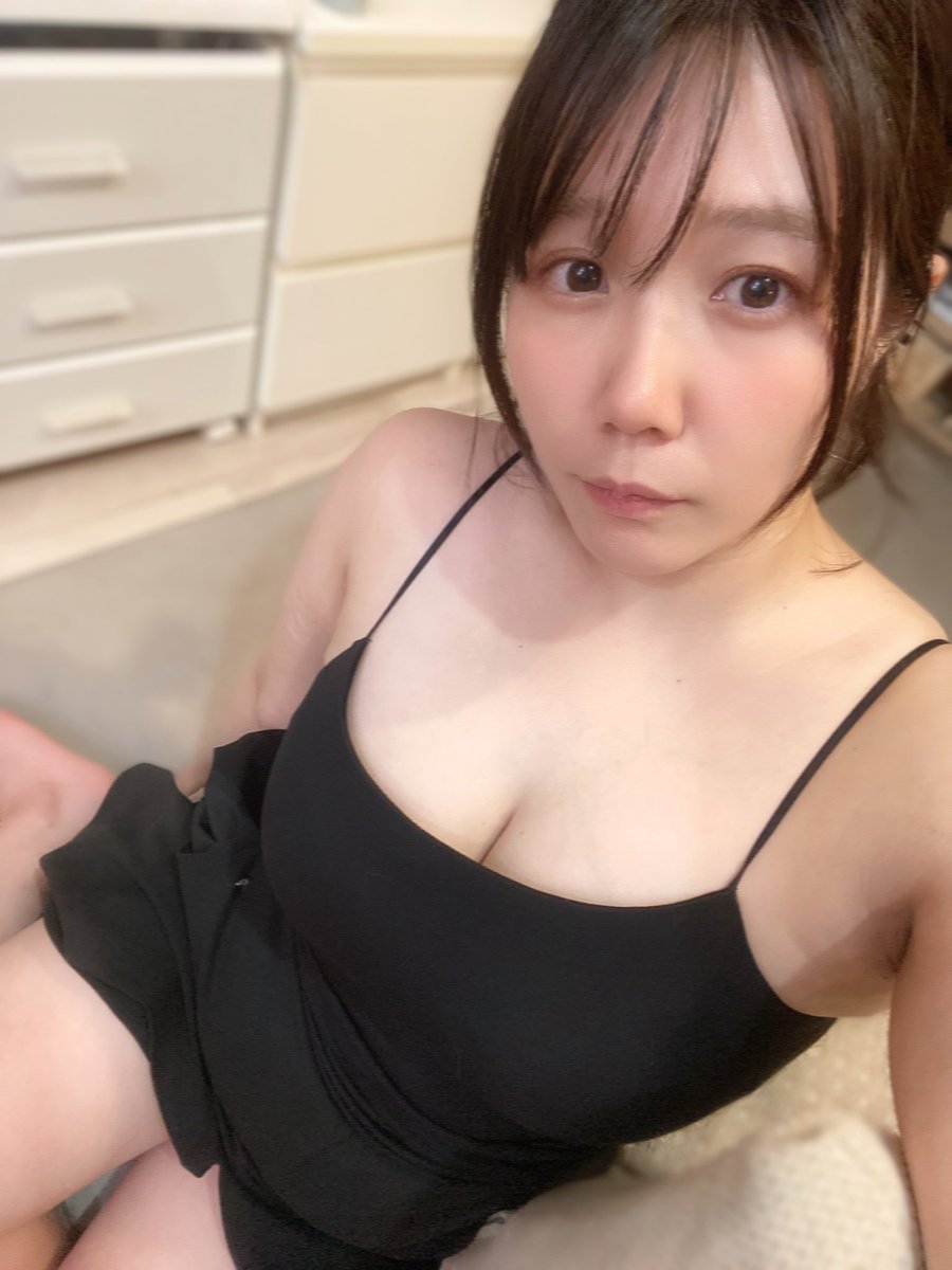 _i7ri_'s tweet photo. みんな好きそうな格好 https://t.co/n9CbsC4ZAA