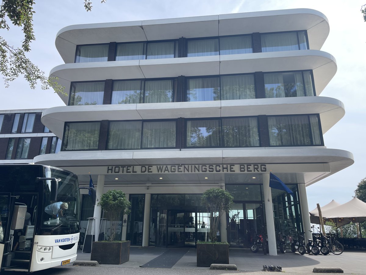 FletcherFootbal's tweet photo. Deze zomer is @DuhailSC terug in Wageningen voor een trainingskamp.
We danken het team voor hun komst en wensen ze veel succes met de herstart van de competitie!
#alduhail #TheArmy #trainingcamp #Qatar #Wageningen #Football #FletcherFootball #preseason #matchday https://t.co/vcv8JS244y