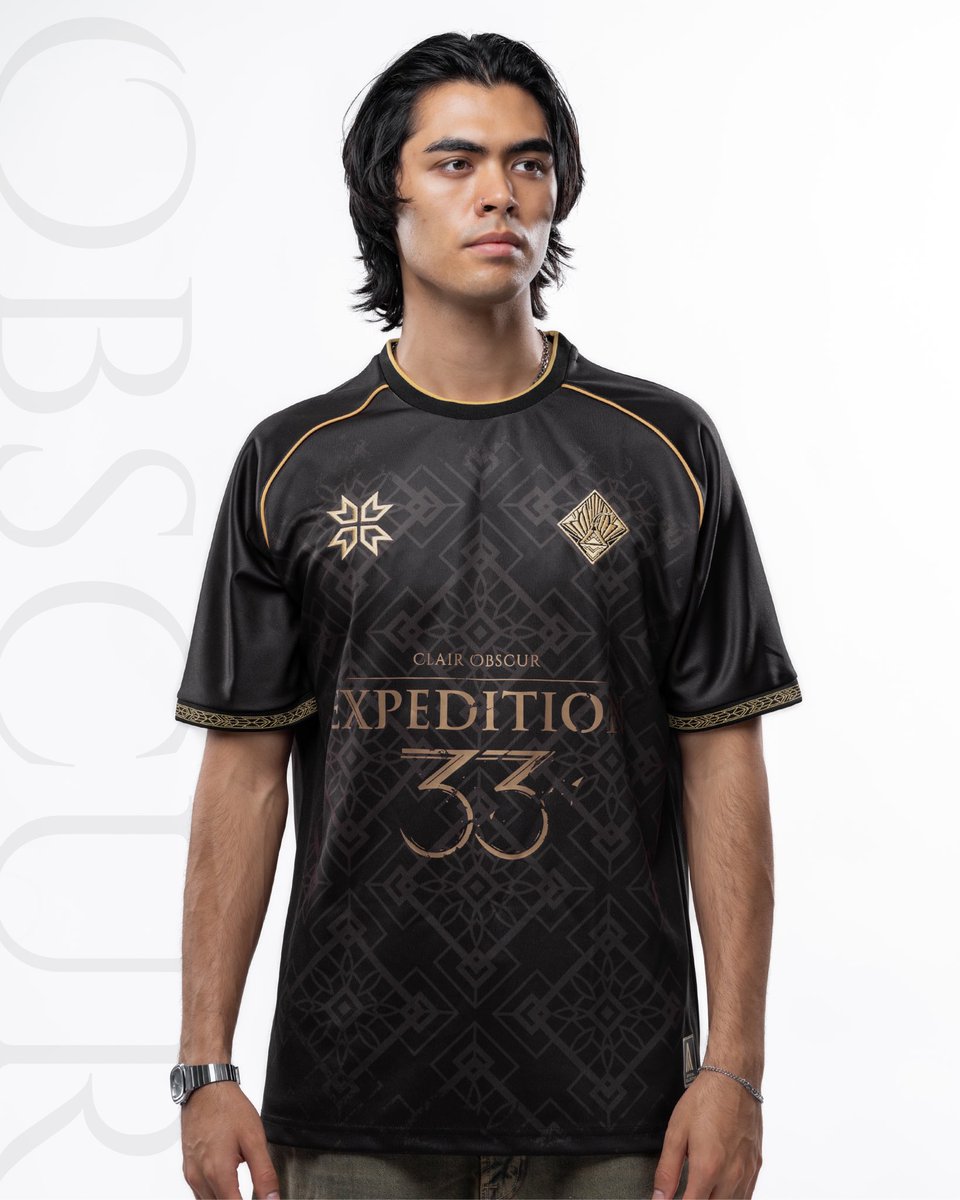 _Dyenamik's tweet photo. One more expedition begins.

Introducing our Expedition 33 Jerseys - Clair Edition ⚪ and Obscur Edition ⚫
Two jerseys inspired by the world of @expedition33 

Whether you walk in the light or embrace the shadows, your expedition starts here.

The Paintress waits. Which path will you choose?

Available exclusively at https://t.co/G2xQU095Ta