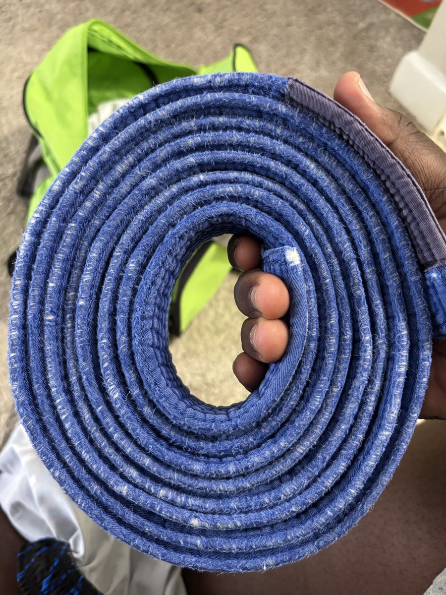 siimpllyQ's tweet photo. My belt look old asf https://t.co/iBx76KPwdL