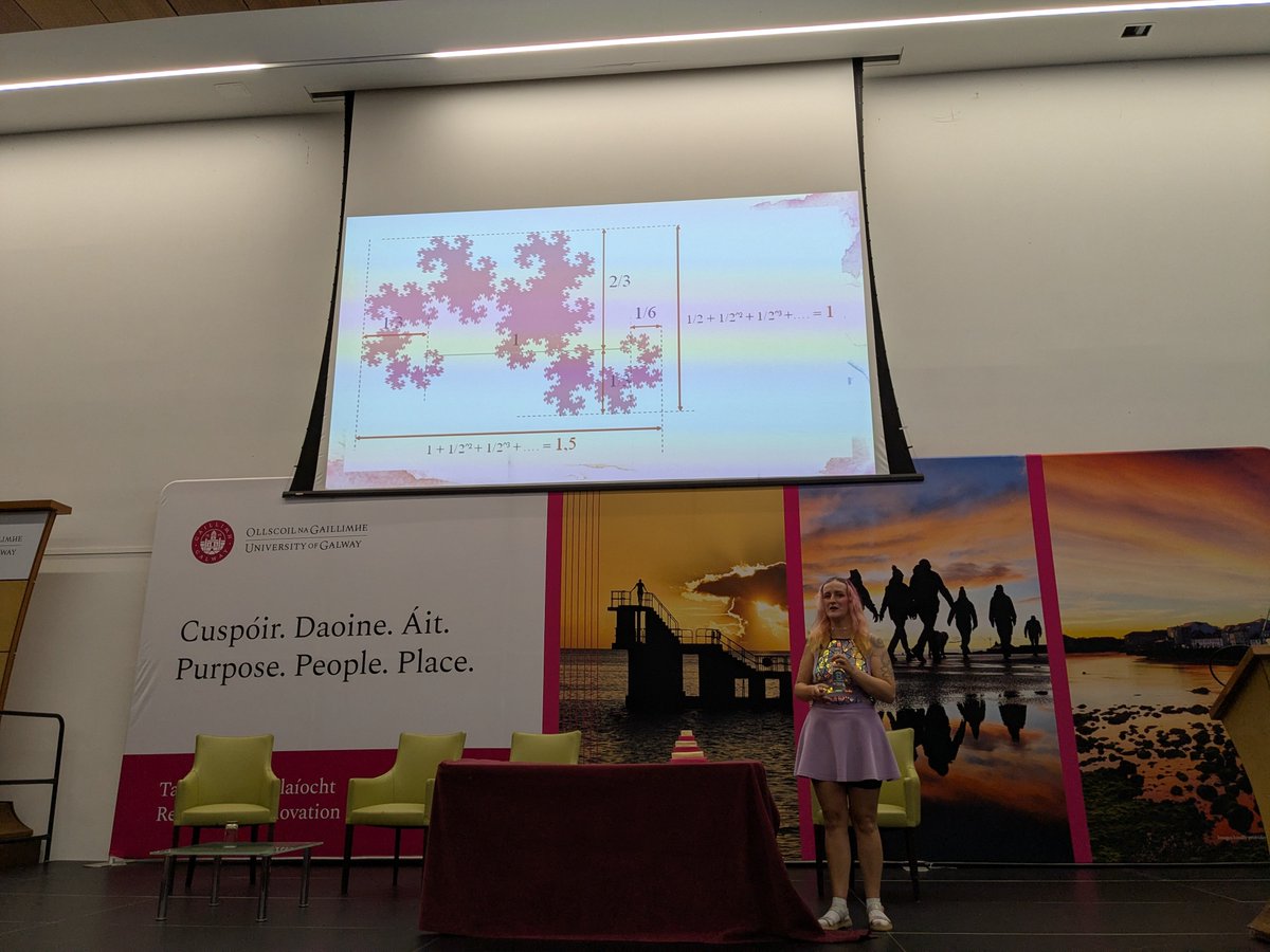 msmathcomp's tweet photo. This year's @BridgesMathart conference's second keynote is given by @Ayliean - "It's about time" (which was both about time topic-wise, but also about time for her to give a talk at this conference). She gives a fascinating account of time across her various #MathArt projects. https://t.co/pmhTSiE8ds