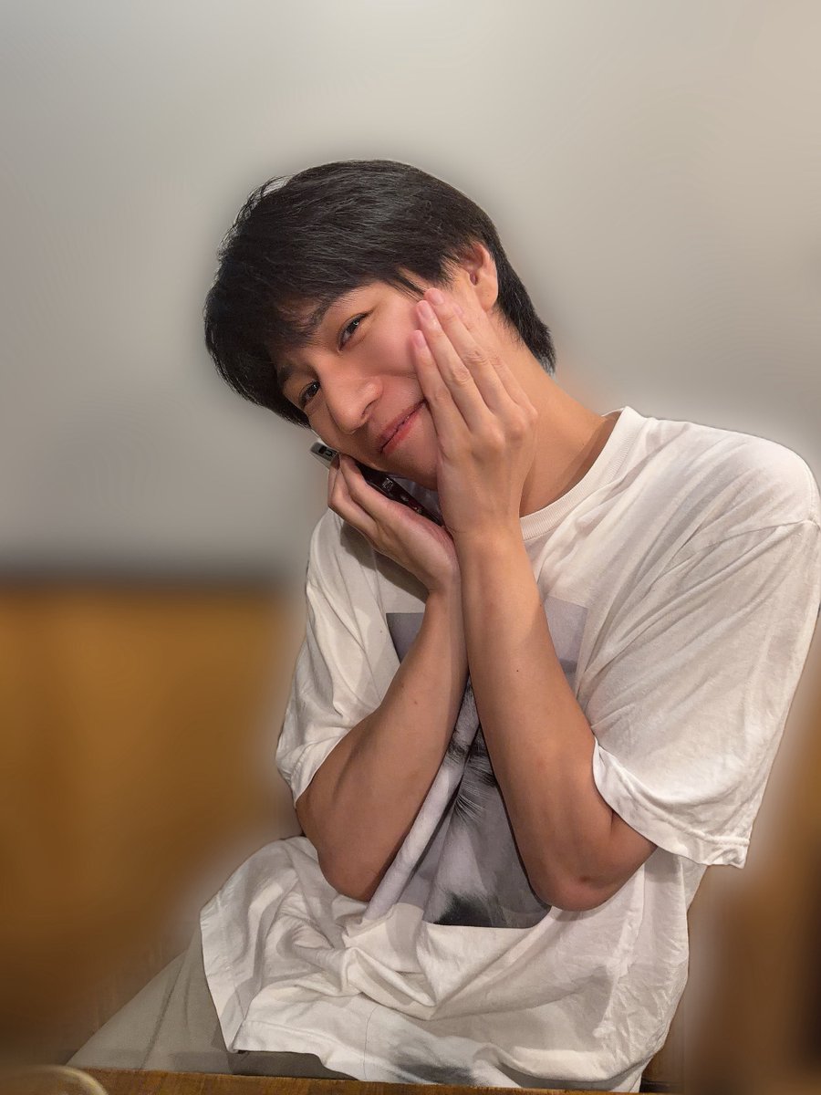 ryuto_o126's tweet photo. 久々にご飯行きました✌️

#鈴木祐大 https://t.co/molDigzrcw