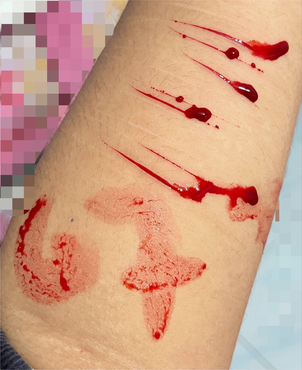 Dddnddd44's tweet photo. 6767676767676767, SFX ALL FAKE ALL MAKEUP, #shtw https://t.co/vqGoKYEtYj