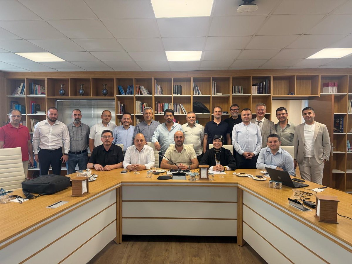 GazbirGazmer's tweet photo. GAZBİR İç Tesisat Teknik Komitesi; İGDAŞ ev sahipliğinde TS7363 çalışmalarını final toplantısı ile tamamladı. https://t.co/r9VDaOejXl