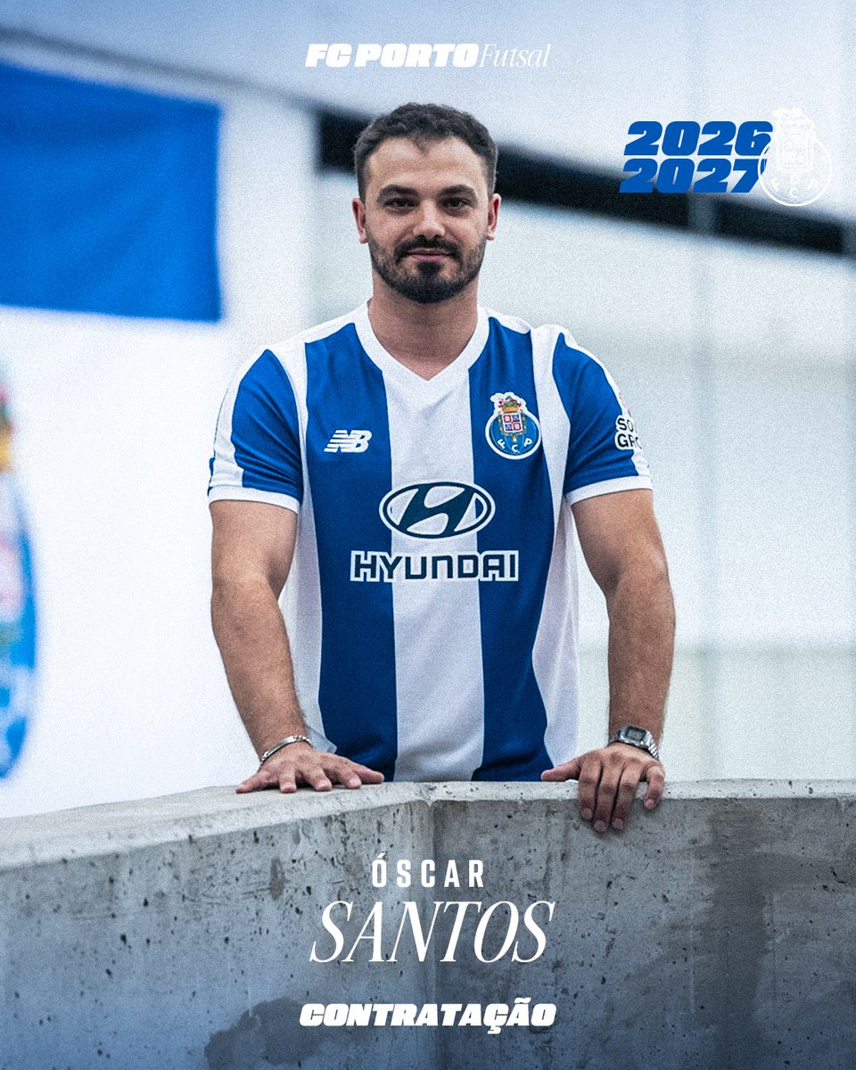 FCPorto's tweet photo. Bem-vindo, Óscar Santos! 💙

💪 Fixo
🇵🇹 Portugal
👉 32 anos
🔙 S. Mateus

#FCPortoFutsal https://t.co/mrANHFAIv9
