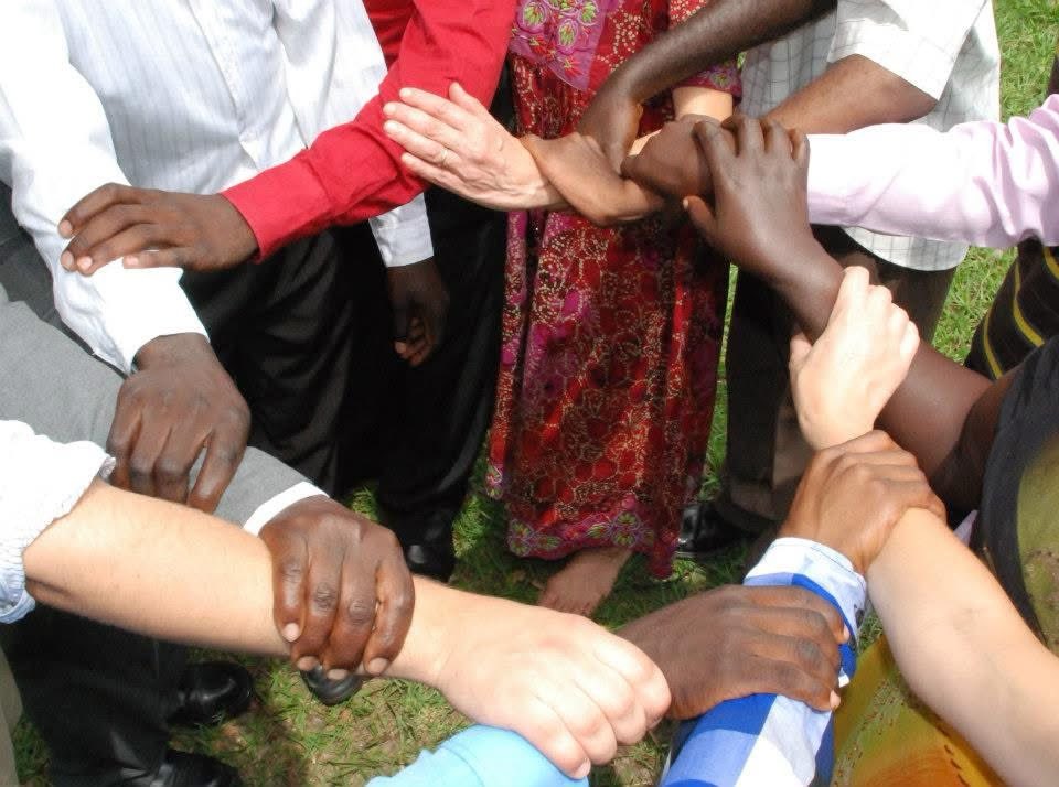 ritamiller02's tweet photo. Saddened by rise in racist abuse to NHS staff. 
Privileged to have worked alongside some of the most compassionate &amp; dedicated Ugandan health care workers.
Kindness knows no colour. 
All  carers whatever background you deserve respect, appreciation &amp;  kindness #NHS #Uganda #gmb https://t.co/WycHFxAauq