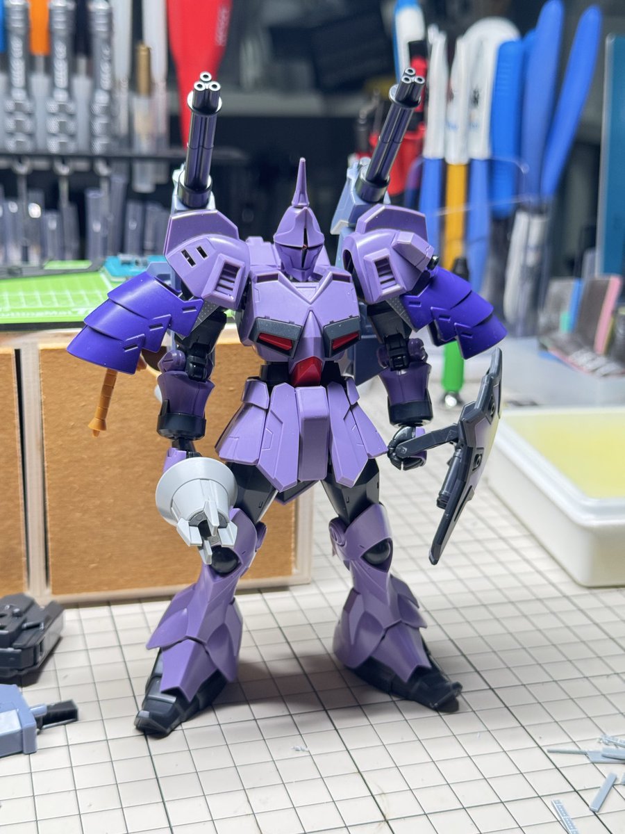 nikki74ch's tweet photo. ここからシールド2枚をどう生やすか https://t.co/RkV4JfykLW