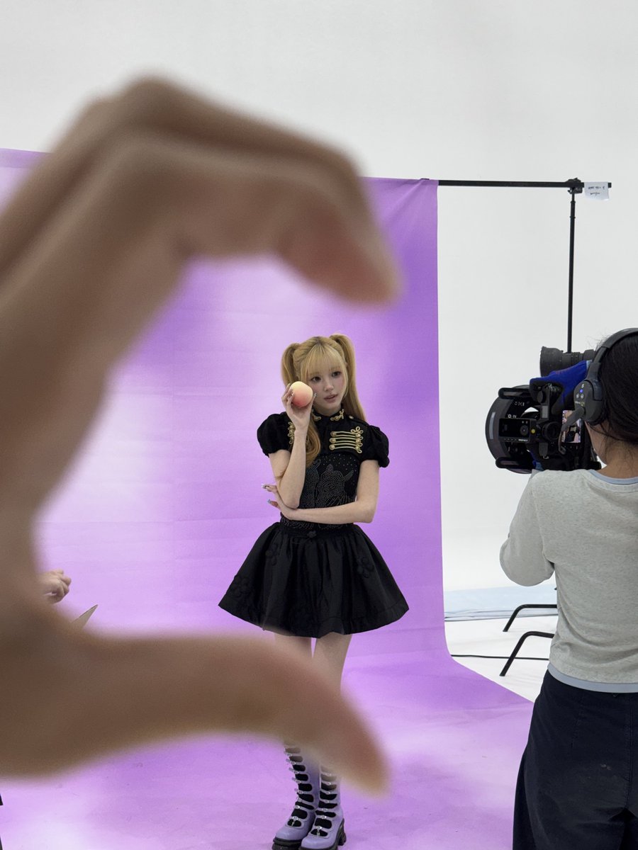 H2H_INA's tweet photo. 260805 #YUHA weverse post

💘💖

#Hearts2Hearts #하츠투하츠 #H2H https://t.co/hu8QPDs2kH