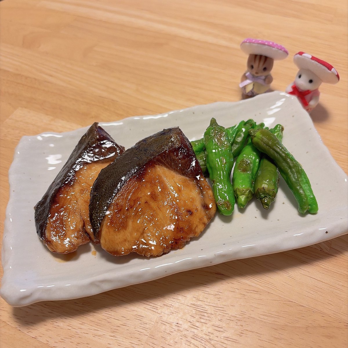 fujiwalife's tweet photo. ぶりの照り焼き
#夜ご飯 #晩ご飯 #おうちごはん https://t.co/ThRsyltReo
