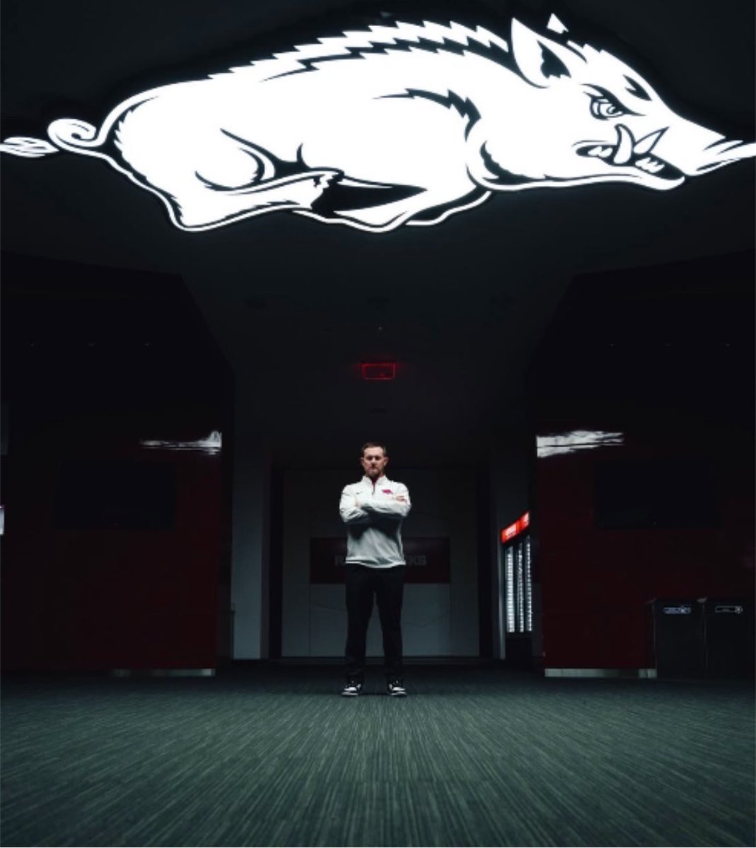 69Hogs69's tweet photo. Fall Camp starts for the Hogs today. Which means the clock is ticking for Georgia. Come September 19th, Kirby will know. #HesComing https://t.co/VwVQCgjpGg
