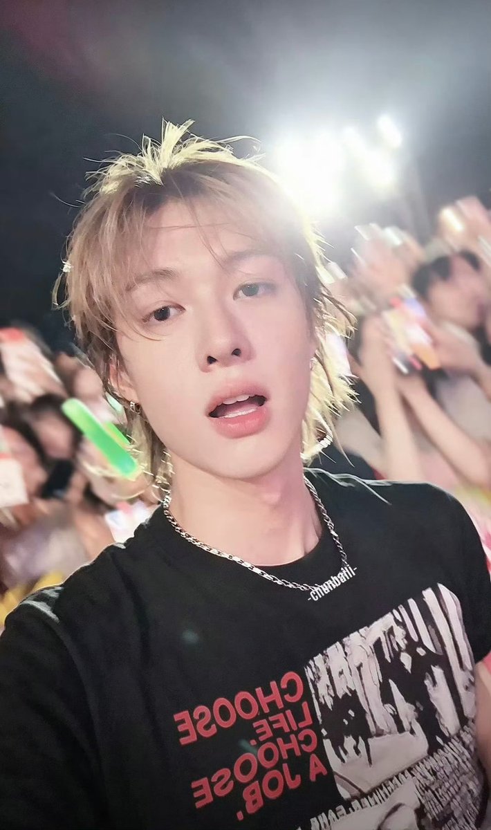 to_marsdraft's tweet photo. @MARTINGLOBAL_ The confidence in MARTIN EDWARDS is truly inspiring to watch. MAGNETIC CHARM shines naturally.
MARTIN BRINGS THE SPARK
#MARTINRockStar
#MARTIN #마틴 https://t.co/VoSYyrJKd2