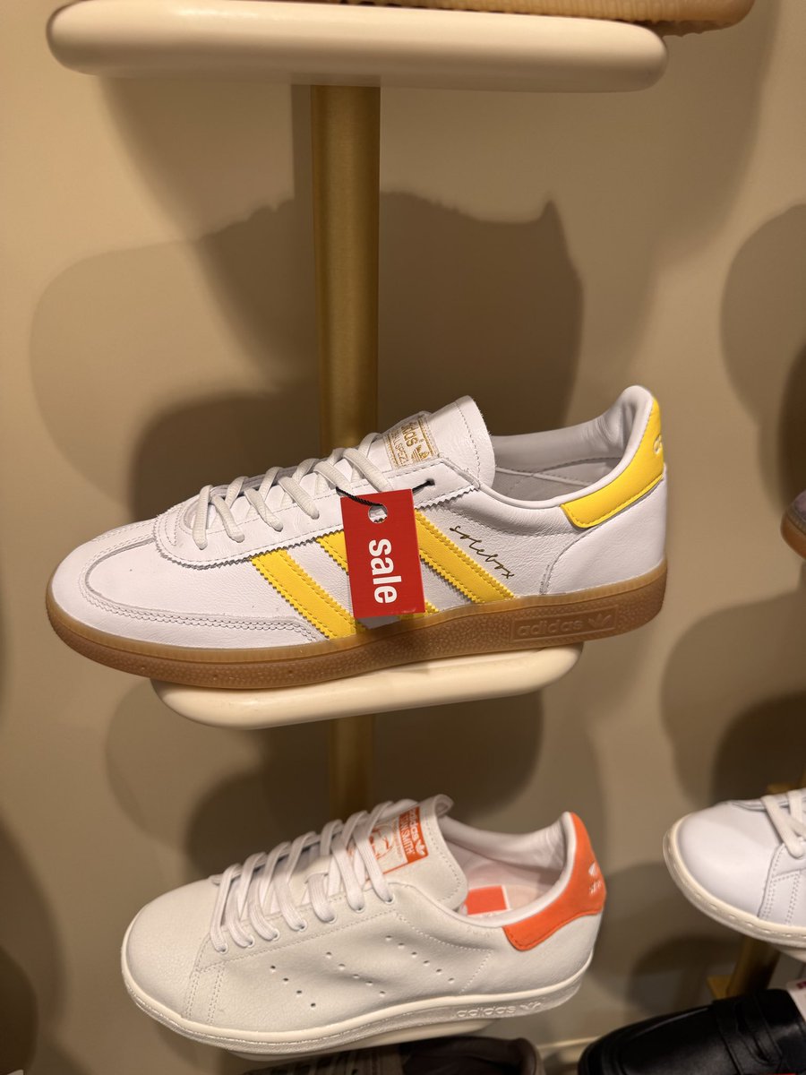 SpzlAdidas's tweet photo. Adidas sole box spezial, in solebox Paris are these worth picking up ? In the sale for £82 ? https://t.co/Fh1HLzP79A