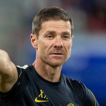 Benjacs_news's tweet photo. 🚨 Xabi Alonso on Chelsea losing back to back pre season game 

"It's just a pre season game and it's not an official game, we have the premier League and other trophies to fight for, we didn't play the game with our main squad, when the premier league starts that's when people we know the real Chelsea"

"I believe we can win so many games and trophies with the current squad depth that we have, Chelsea will get back to winning back to back again".