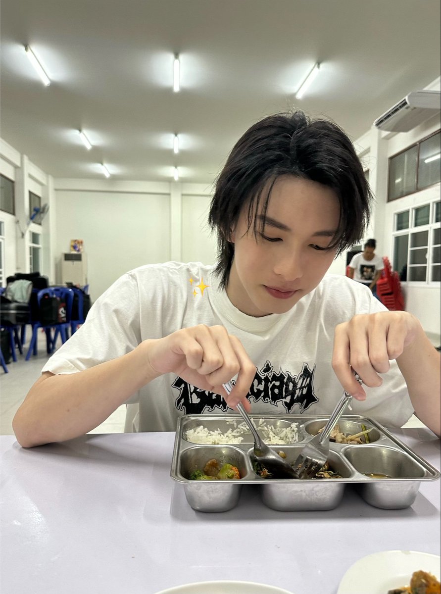 dearrrak's tweet photo. food tastes better when you’re with your favorite person 🤭

The Grim Lover Q20

#รักลืมตายQ20 #poohpavel #ppoohkt #pavelphoom https://t.co/zsP8aoQBQq