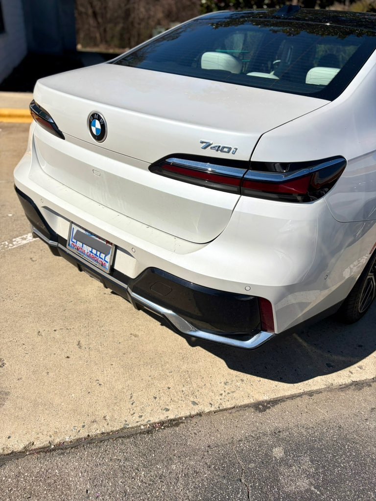 Kraytur3's tweet photo. m740i
2026 BMW
$125,000 https://t.co/msLza0smxr