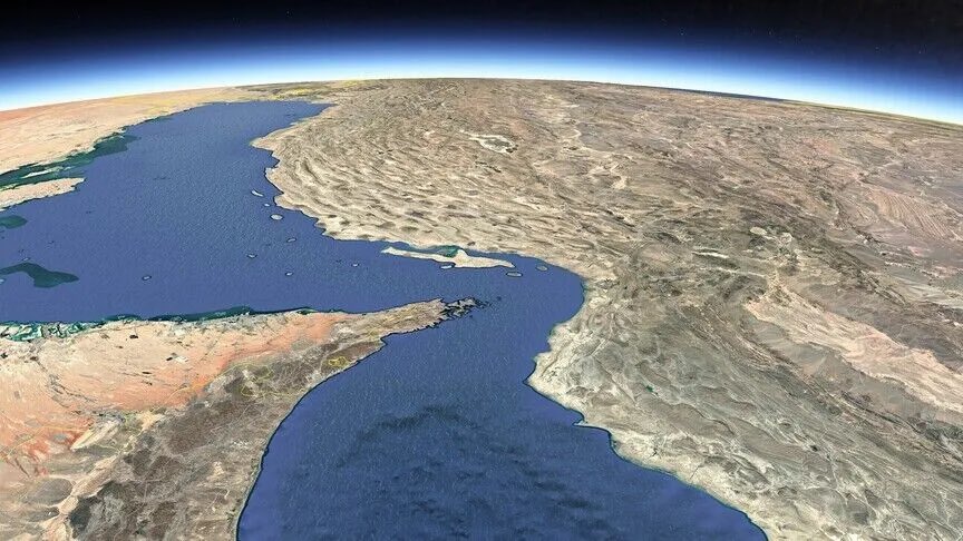 AFpost's tweet photo. The US is reportedly considering a major concession that would grant Tehran control over ships entering the Gulf through the Strait of Hormuz.

Follow: @AFpost https://t.co/d0aMsG8aAC