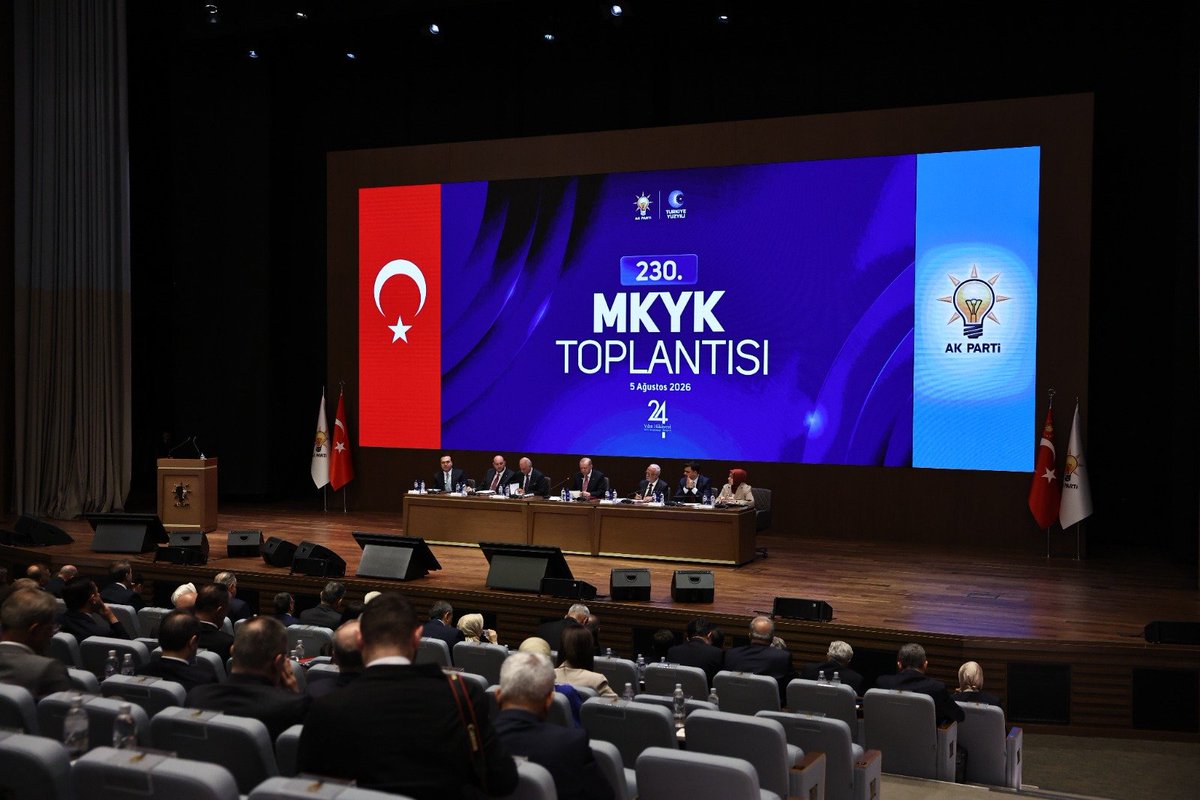 mustafaelitas's tweet photo. Genel Başkanımız ve Cumhurbaşkanımız Sayın @RTErdogan'ın Başkanlığında Merkez Karar ve Yönetim Kurulu (MKYK) toplantımızı gerçekleştiriyoruz.

Toplantımızın hayırlara vesile olmasını diliyorum. https://t.co/PbCJvLRhcB