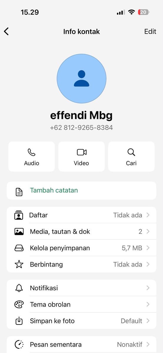 KapudS640's tweet photo. In this economy, dapur MBG dzolim banget ngecancel orderan dari pedagang kecil.

Suamiku dapet orderan pisang cavendish 14 peti dari dapur SPPG di Bandar Lampung untuk dikonsumsi rabu besok dan barang udah siap hari ini, tapi dapur mendadak cancel karna kena suspend.

Jadi dapur udh pesen dr minggu lalu dan suamiku langsung minta ke supplierny untuk nyiapin dan gabisa di cancel, tapi dapur ini mendadak cancel kemarin dan gamau bertanggung jawab sama sekali. Buat aku 14 peti itu uang yang banyak.