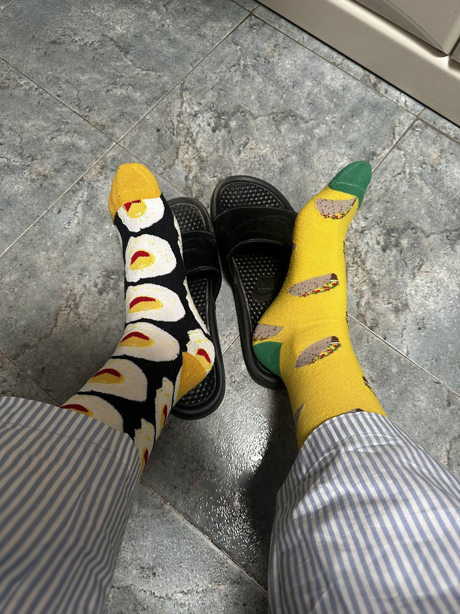 CharlsOnFeet1's tweet photo. I’ve just bought these 2 pair of socks. Would you prefer eggs or tacos instead? #feet https://t.co/JlfpTGA0zK