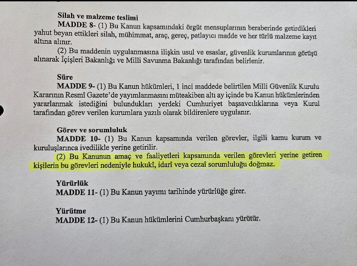 BYYILDIRIM_'s tweet photo. KORKAKLAR‼️

Yasa Çerçeve İhanet Yasası’dan korktukları için bakın kendilerine de YASAL GÜVENCE vermişler‼️

Buyrun ihanetin belgesi‼️

Kanun teklifinin 10. maddesinin 2. fıkrasında (Bu Kanunun amaç ve faaliyetleri kapsamında verilen görevleri yerine getiren kişilerin bu görevleri nedeniyle hukukî, idarî veya cezaî sorumluluğu doğmaz) denmiş‼️