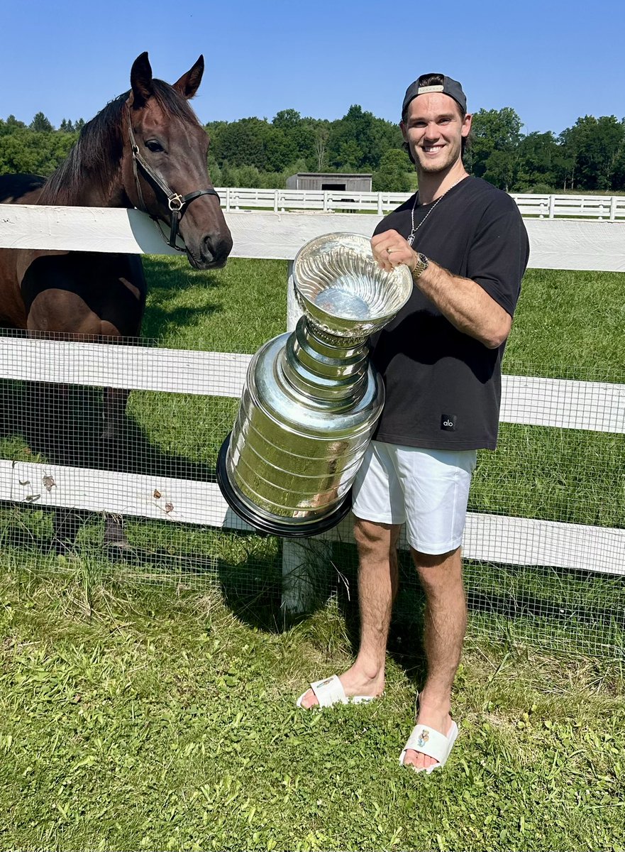 keeperofthecup tweet picture