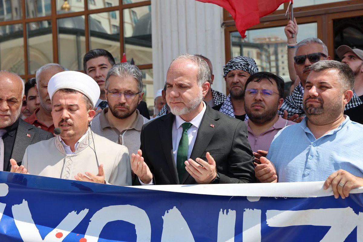 DrHasanUslu's tweet photo. 🇵🇸 Filistin Konvoyu’nu Niğdemizde karşıladık.

Filistin halkıyla dayanışmamızı göstermek ve barış mesajımızı güçlü bir şekilde ifade etmek amacıyla düzenlenen programa katıldık.

Filistin’de adalet, huzur ve kalıcı barışın tesis edilmesini diliyorum. 🇵🇸🇹🇷

#NÖHÜ
#Niğde https://t.co/BfQxssAMB1