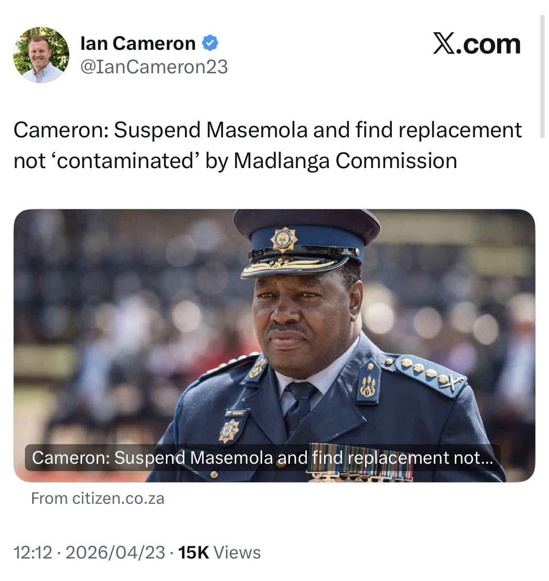 Sentletse's tweet photo. 😂 https://t.co/9lPQnUamQo
