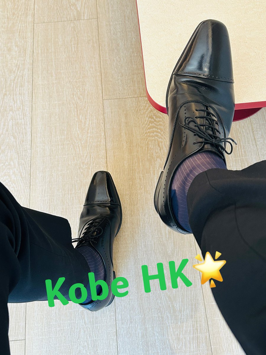 KobeAu19891's tweet photo. 喜迎破2萬粉
抽取1️⃣+1️⃣=2️⃣位粉絲送絲襪或棉襪一雙
轉發+點讚+評論
一件三連 
8.9日開獎(以當天日落🌄時間尾數為中獎代碼:如當天天文台發出日落時間為18:45，則點讚和評論第45位為中獎觀眾) https://t.co/VUh2mlCCbK