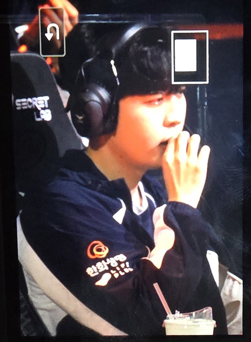 mar0ng_pic's tweet photo. 260805 LCK 3R HLE vs GEN 프리뷰
#Kanavi #카나비 #서진혁 https://t.co/ShVrs6pAq2