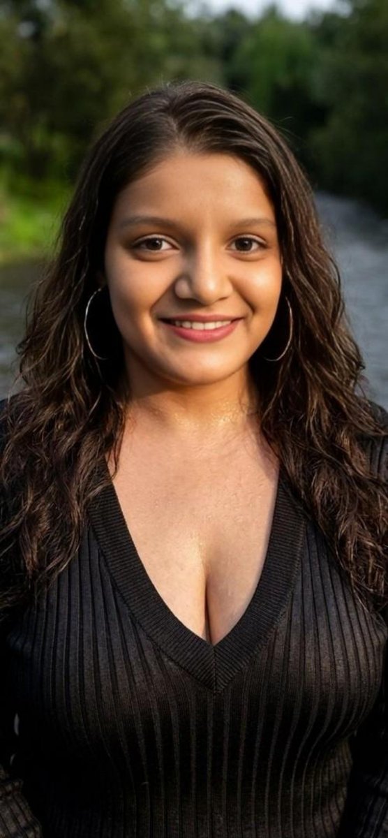 DevikaMarg2devi's tweet photo. औरत का असली हुस्न केवल बाहरी रूप रंग तक सीमित नही है बल्कि यह उसके आंतरिक गुण, साहस और आत्मविश्वास मे भी बसता है
समाज और साहित्य मे स्त्री की सुंदरता को उसके रूप, ममता और संघर्ष की क्षमता के साथ देखा गया है
हुस्न के विभिन्न पहलू
आंतरिक सुंदरता, साहस और शक्ति, आत्मविश्वास
#altın https://t.co/AG4KOvrKqz