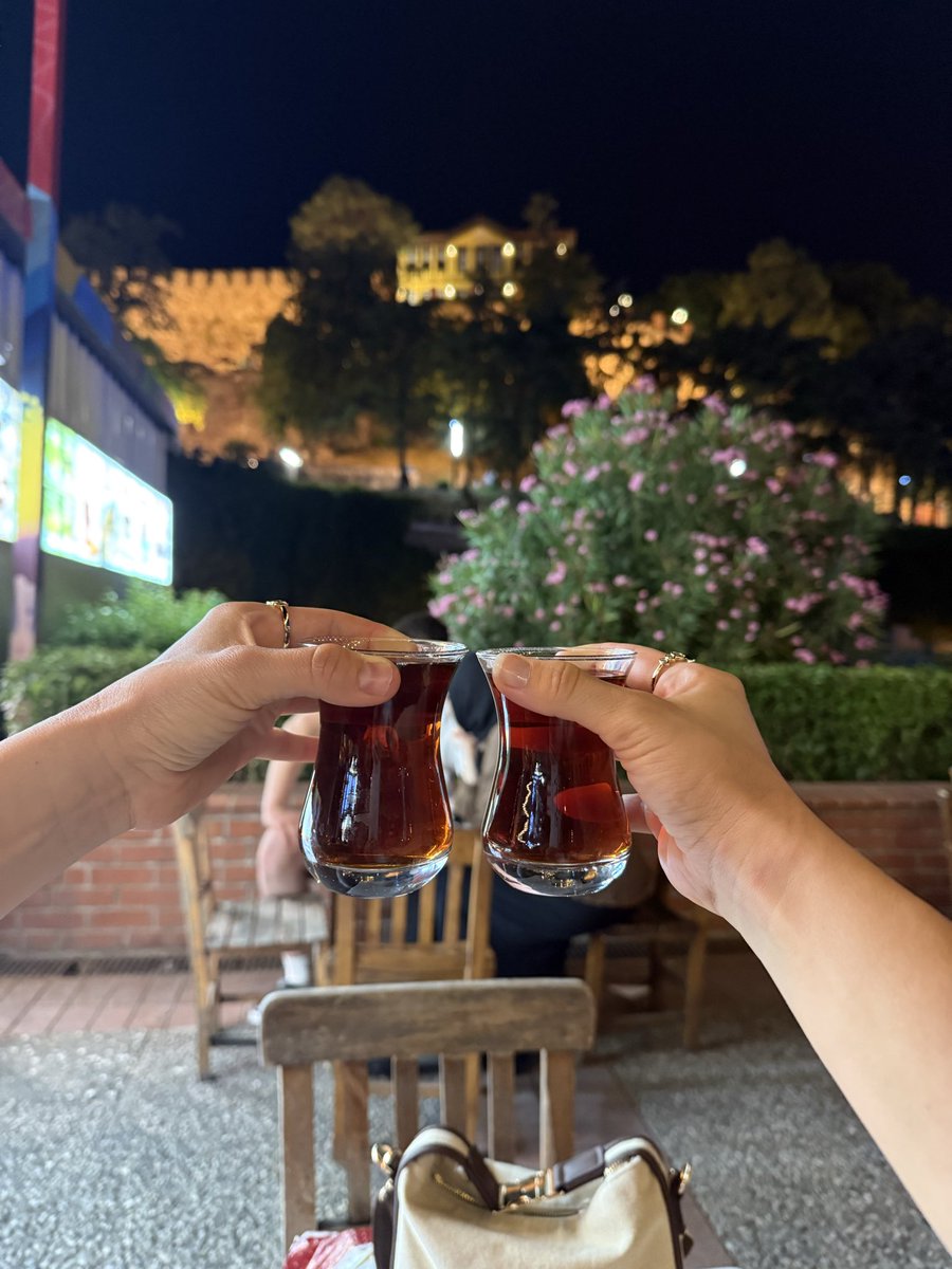 Berikp33's tweet photo. Yüzük kardeşliği adına 🥰
#Tophane https://t.co/61bejEqyi0