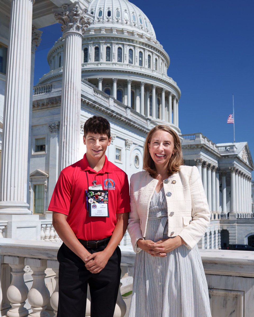 Congresswoman Hillary Scholten tweet media