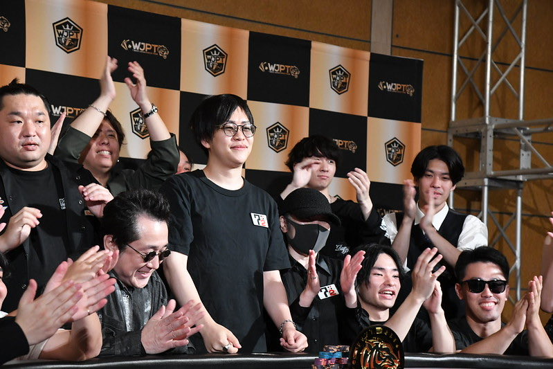 jiri33928's tweet photo. WJPT

Mini High Roller Turbo 優勝
Main Event 優勝

憧れてたメインやれました🙆‍♂️

運営の皆さん、声をかけてくださった皆さん、ありがとうございました

・小倉競馬からスタート
・バーガーの肉汁で粗相
・初日帰れずホームレス
・カイくんとお泊まり

いろんな事あって最高に楽しい遠征でした https://t.co/2xSMpK1aZg