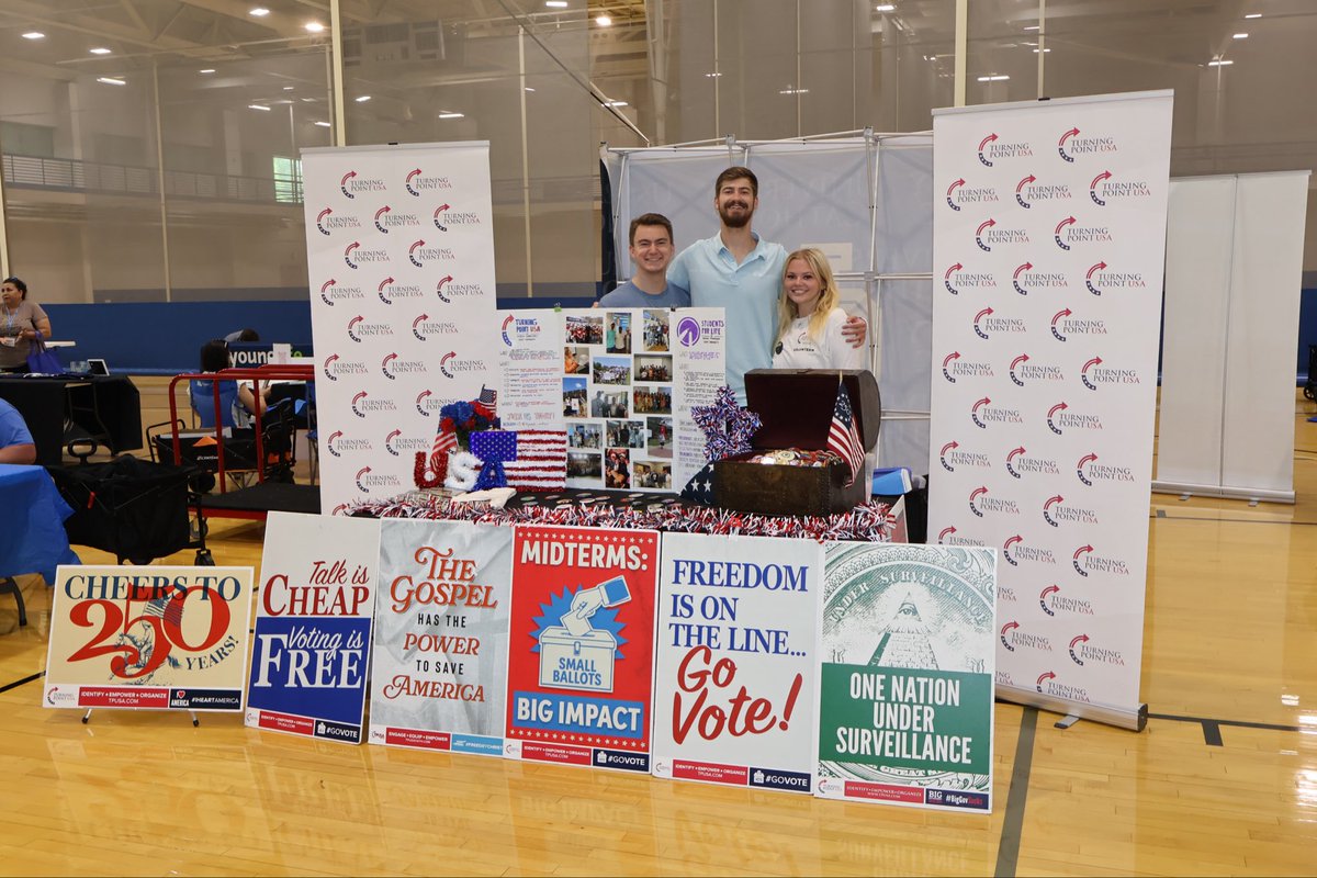 Chris_Merkel_'s tweet photo. Yesterday I was able to help more people register to vote through @tpusastudents! 

Midterms are HERE! Go vote today!! https://t.co/HnI7qtsUYx