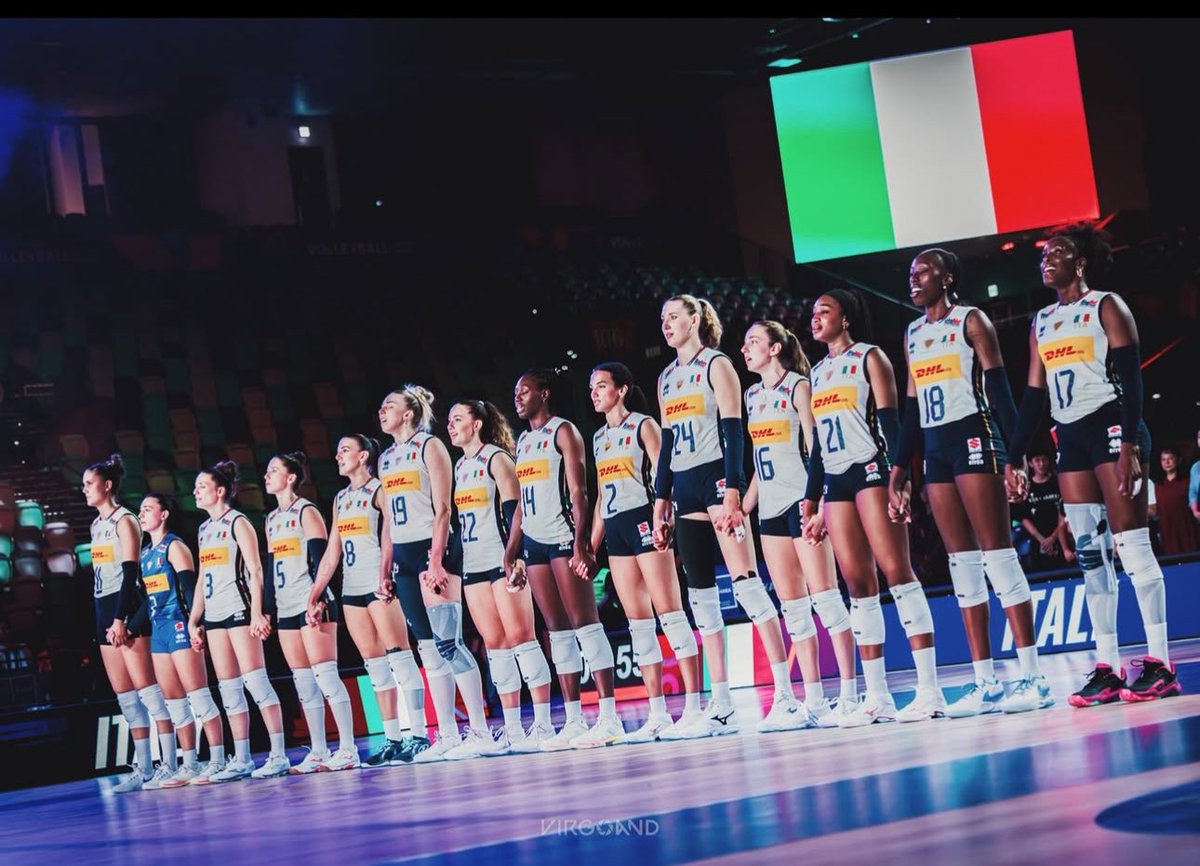 hedaIeksaa's tweet photo. sciò sciò ciucciuè 🤘🏻🍀✨ https://t.co/o6KgiJ1Id9