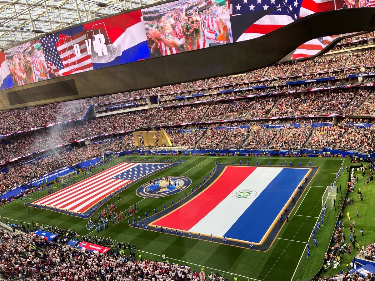 Adib1i's tweet photo. بعد انتهاء كأس العالم 2026
بكل صراحة، هل نجحت أمريكا في تقديم ملاعب وتجربة أفضل من مونديال قطر 2022؟ 🏟️ https://t.co/rVV1BjBCWw