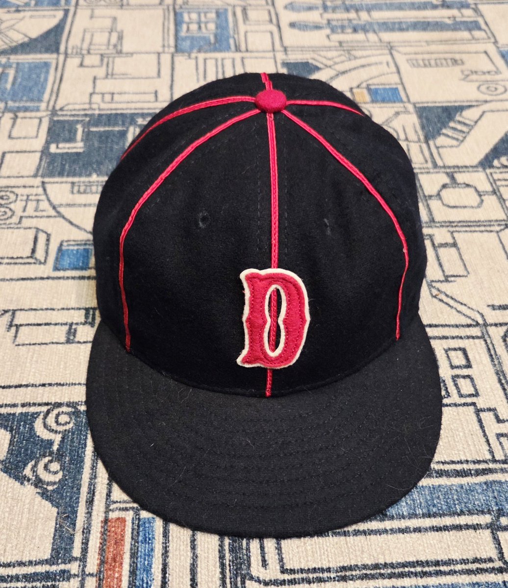 MinorLeagueNerd's tweet photo. Today's franchise collection #capoftheday is the Danville Veterans. 

They played in the Illinois-Indiana-Iowa League from 1922 to 1932.

During their time, they won one league pennant in 1927 and one league championship in 1930. https://t.co/5pzHkIEE0C