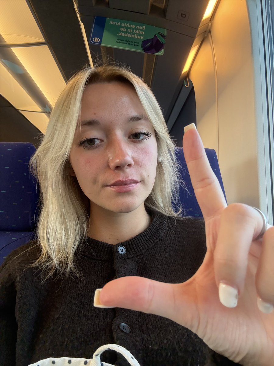 AshleyBloomx's tweet photo. Had an expensive day, which good buy is going to pay for it https://t.co/Ucs1zAW3lc