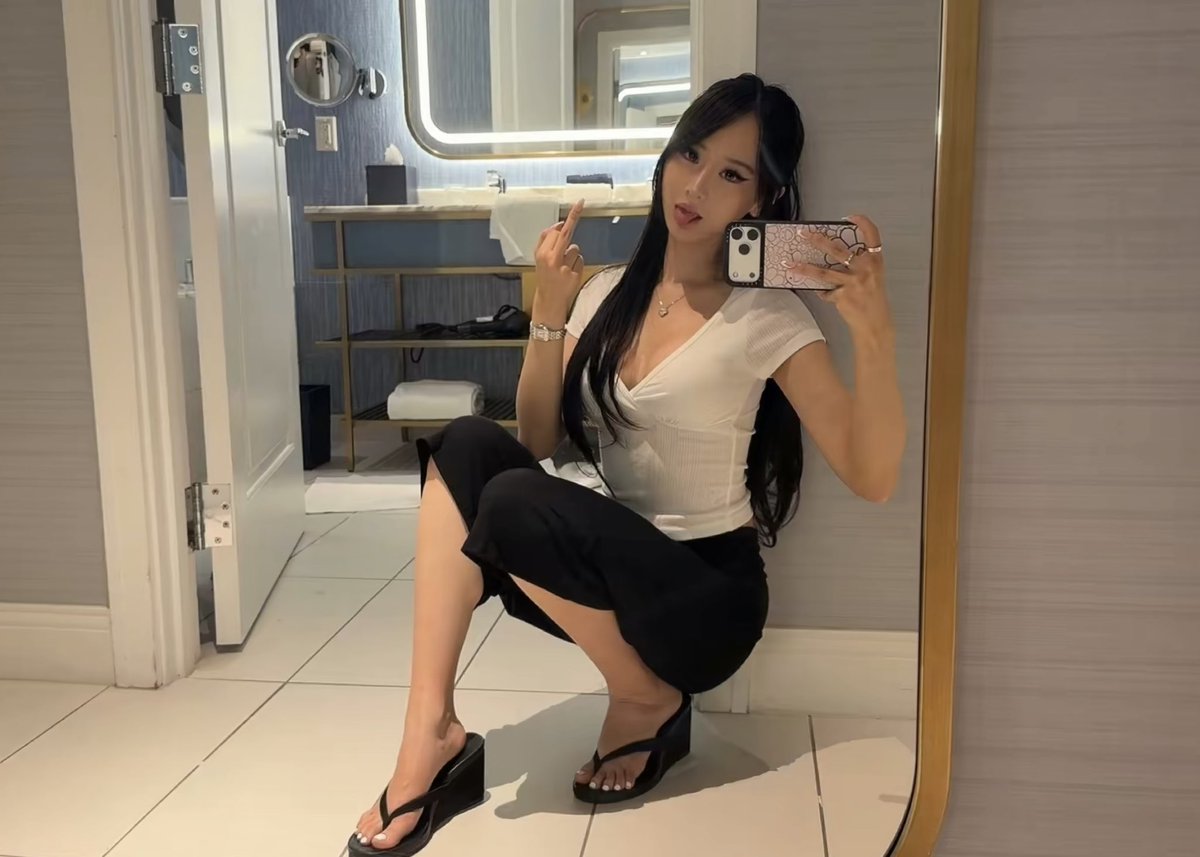 goddess 𐙚 hana tweet media