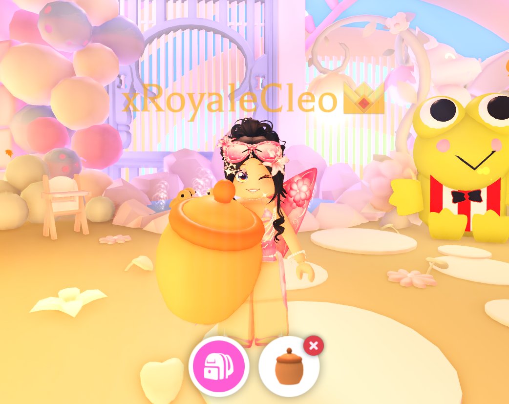 xRoyaleCleo's tweet photo. adopt me giveaway!! (winner announced TOMORROW)  

prize : x1 honey🍯 ♡   
reqs: must follow me + show proof. 

goodluck everyone!  
#giveaway #adoptme #roblox #gw https://t.co/VanZOemL8z