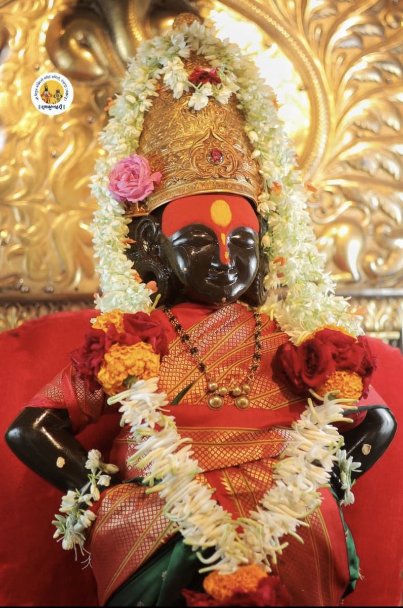 Anilpatilmadha9's tweet photo. देवशयनी आषाढी एकादशी निमित्त शुभेच्छा…

टाळ-मृदंगाच्या गजरात विठ्ठलभक्तांची पायी वारी व संत संप्रदायाच्या शिकवणीचा महान वारसा असलेली वारकरी परंपरा अशीच वृद्धिंगत होत राहो.

बोलावा विठ्ठल पहावा विठ्ठल।
करावा विठ्ठल जीवभाव॥

बोला पुंडलिकवरदा हरी विठ्ठल…श्री ज्ञानदेव तुकाराम...👏 https://t.co/FXGlJWJ8AE