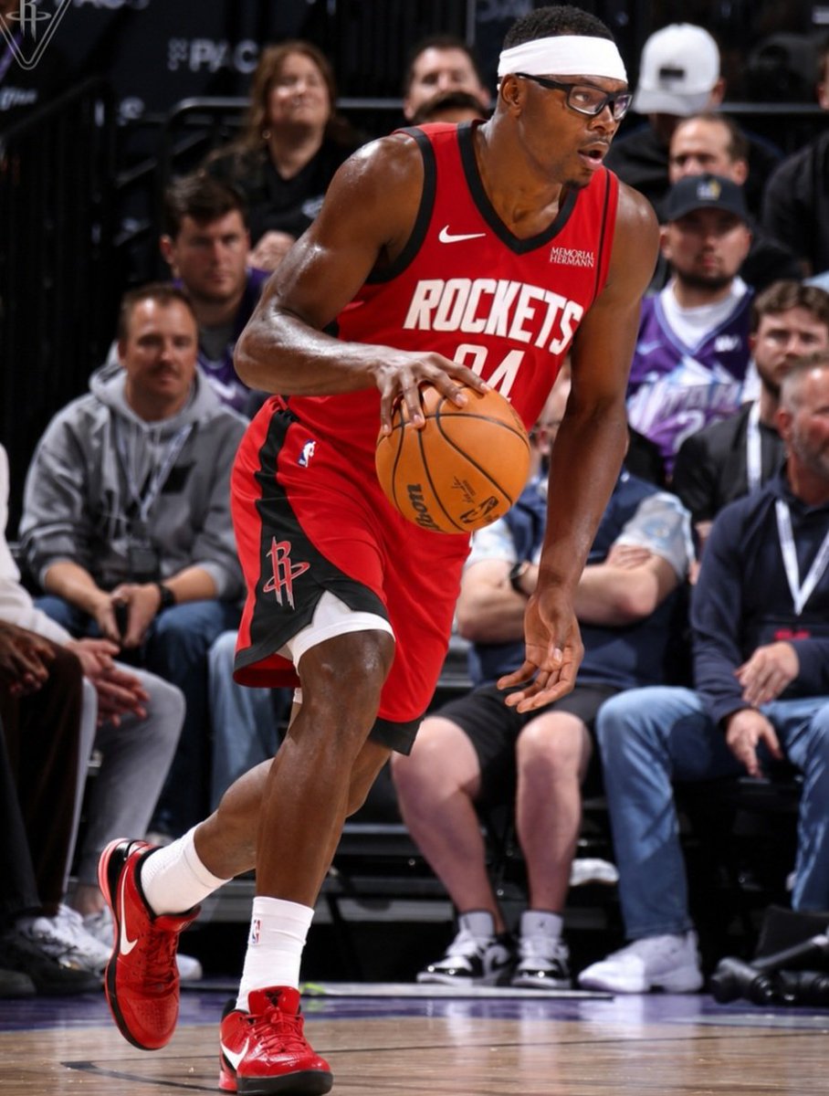 LeFloater's tweet photo. 📝 Oscar Tshiebwe à Houston !
Le forward vient renforcer la raquette des Houston Rockets pour la saison !
📝1an
#nba #houstonrockets #oscartshiebwe https://t.co/2RO5Fs2HYM