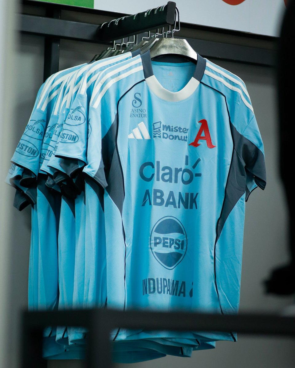 AlianzaFC_sv's tweet photo. ¡YA DISPONIBLES! 🤩🙌🏼
𝑨𝑫𝑰𝑫𝑨𝑺 en Alianza Store. 🅰️

📍 Estamos ubicados en el Estadio Cuscatlán. 
🛍️ Horario: 9:00am a 5:00pm

#AlianzaFC 🩵🤍 https://t.co/ahFcIJc6pm
