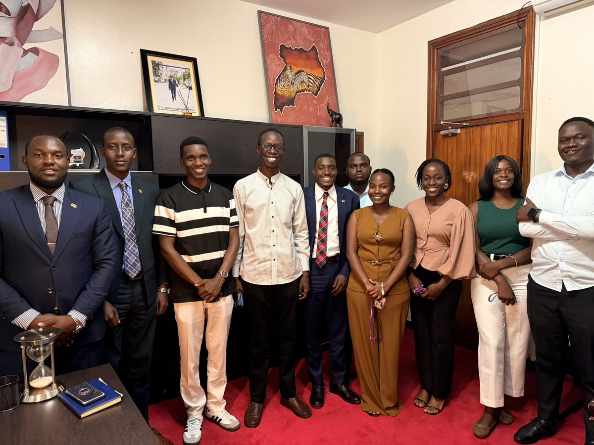 UncleEmma256's tweet photo. Today as @YeffeUganda , we had a high level discussion with Hon Okot Henry Boniface @BonOkot about Trade , Tourism and cooperatives. We raised  our concerns and recommendations to the committee in as far as youths are concerned 📌
#yeffeuganda | #WeareU https://t.co/BSP6xeJ9Qu