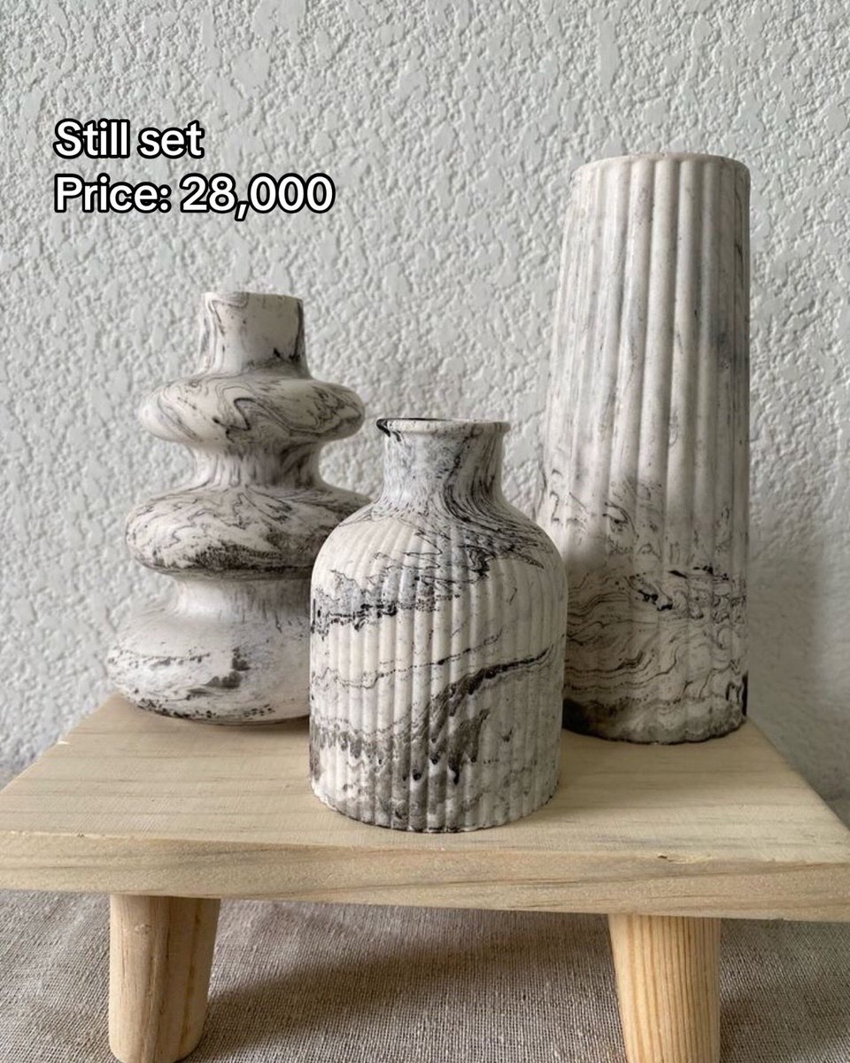 hocreativity93's tweet photo. Aesthetic flower vases available for immediate pickup https://t.co/AtChVVnoaA