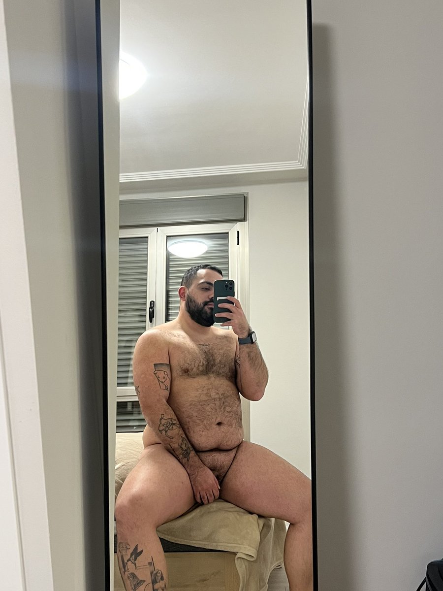 thebeardian's tweet photo. Tarde de calor 🐻 https://t.co/5eNhnT7UTP