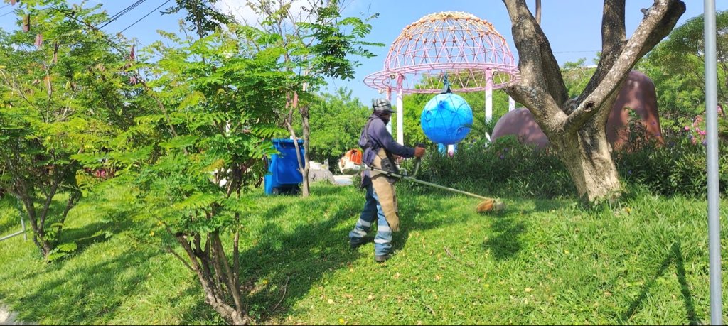 SantaTeclaSV's tweet photo. Recuerda que cada viernes, sábado y domingo encontrarás platillos y diferentes productos en el Festival de Puertas Abiertas. https://t.co/1Y5dsUVxHI